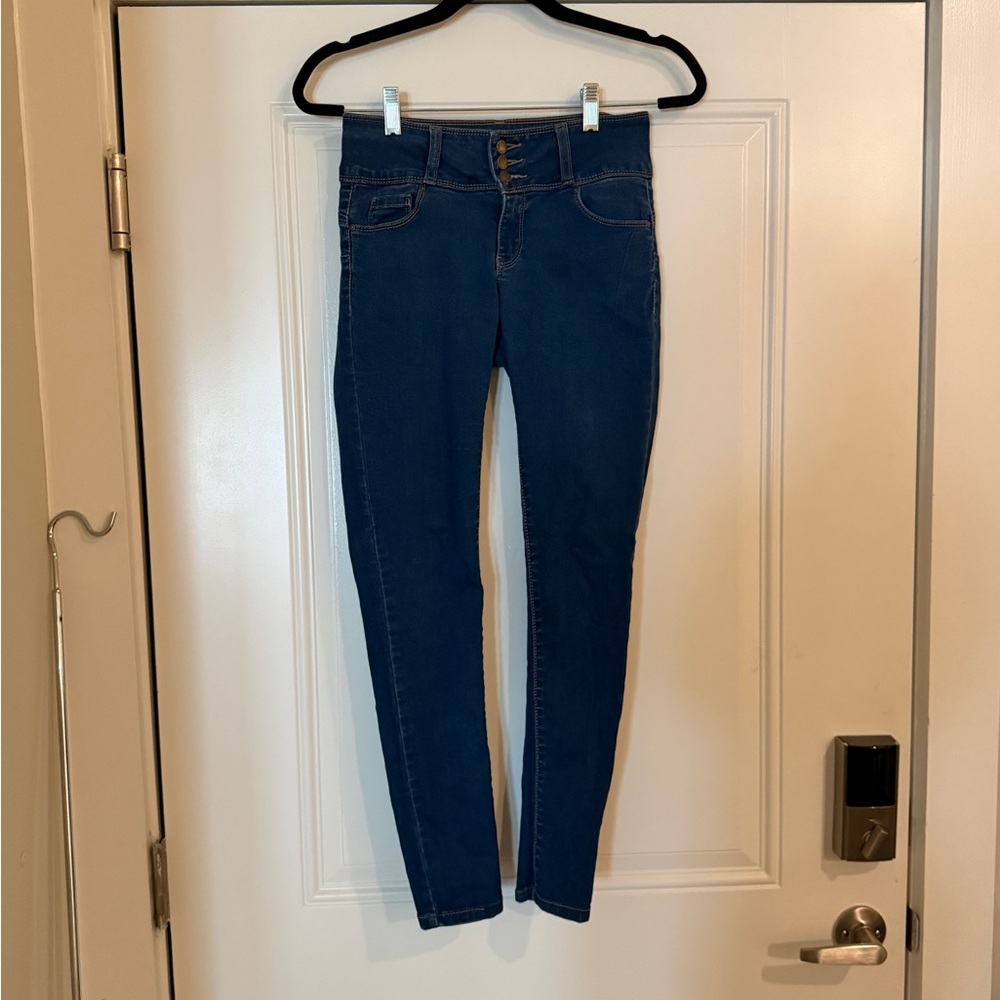 Wax Jean Medium Wash Low Rise Skinny Jeans - Size 3